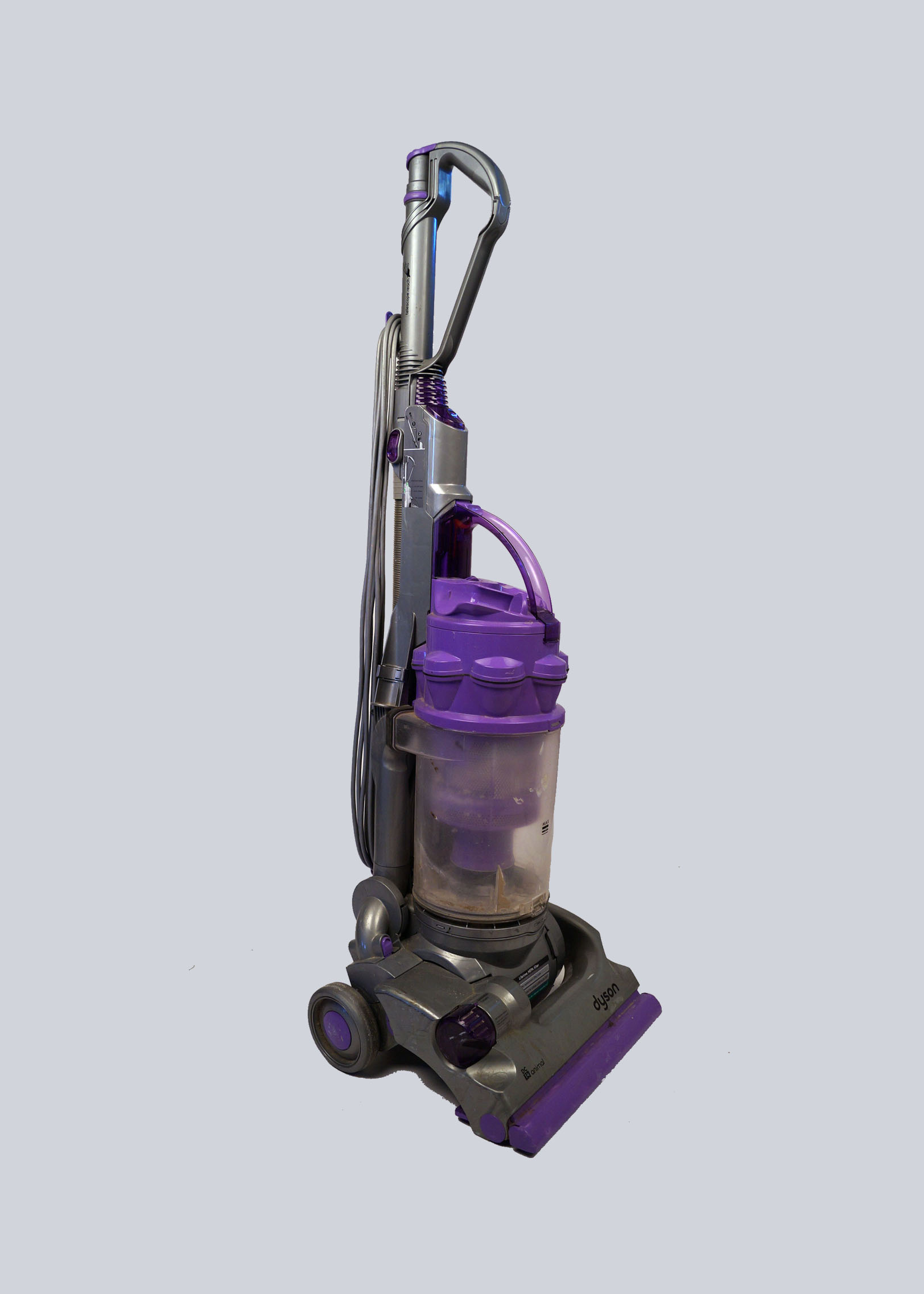 Dyson DC28 Vacuum Cleaner