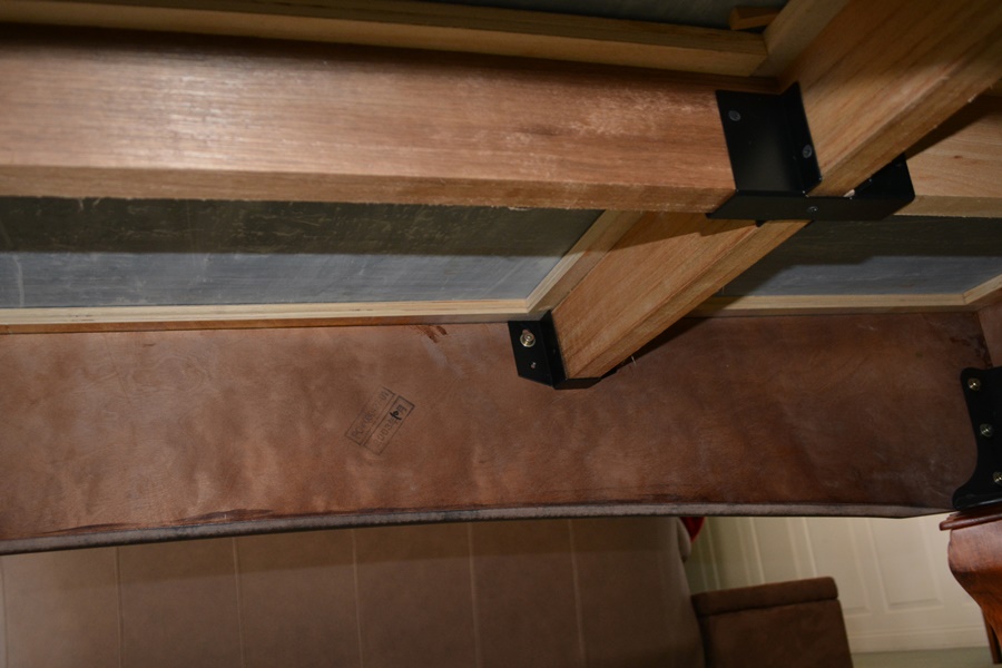 Beringer "Ambrosia" Eight Foot Billiards Table