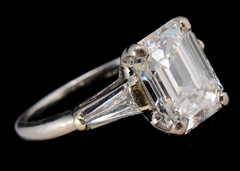 4.20 Carat Diamond and Platinum Ladies Engagement Ring