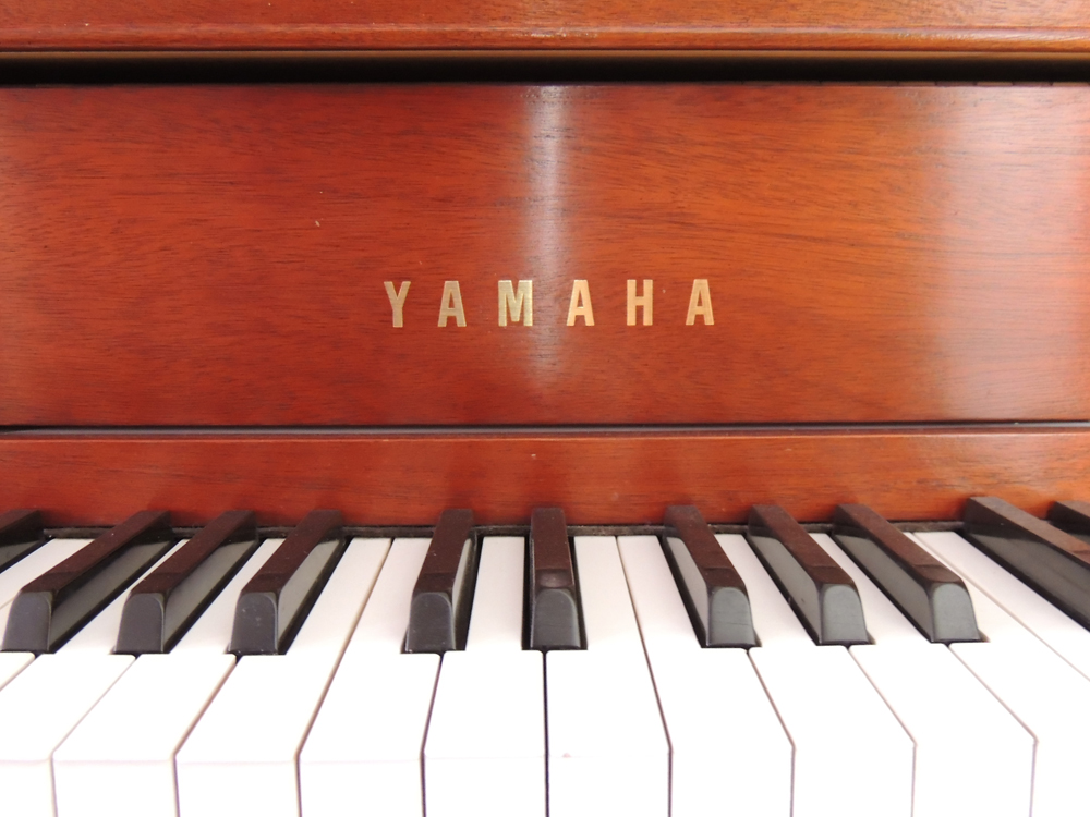 Yamaha Upright Acoustic Piano with Bench