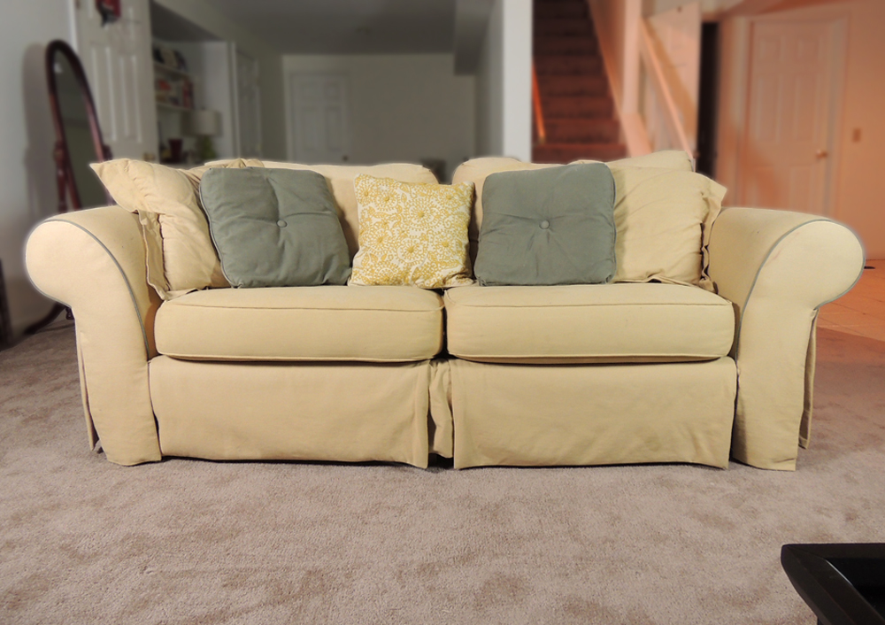 Broyhill Two-Cushion Sofa
