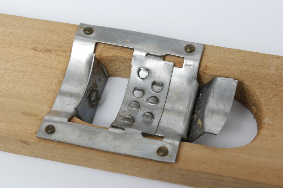 Vintage Lee's Corn Cutter