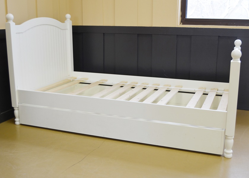 Pottery Barn Kids White Twin Bed With Trundle