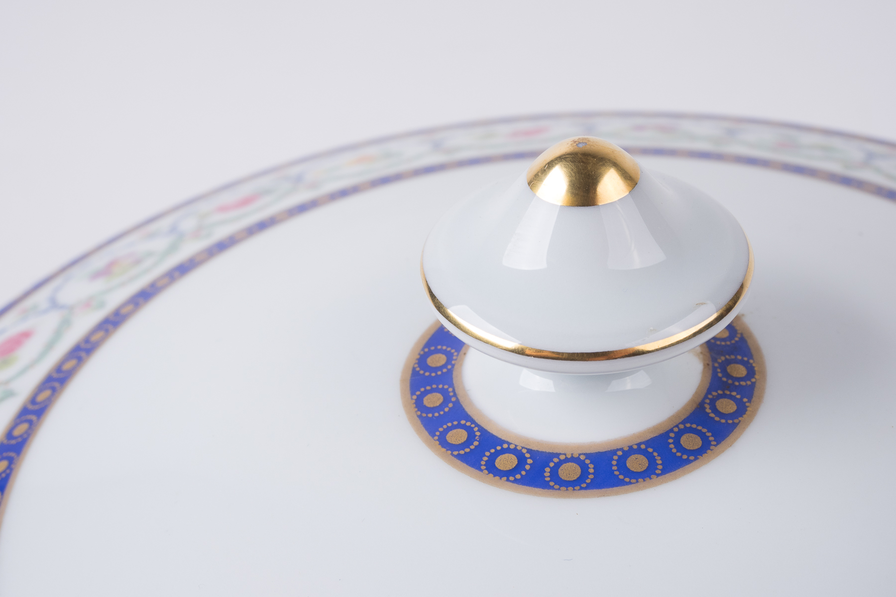 Limoges Serving Dish & Gold Toned Trimmed Dishes