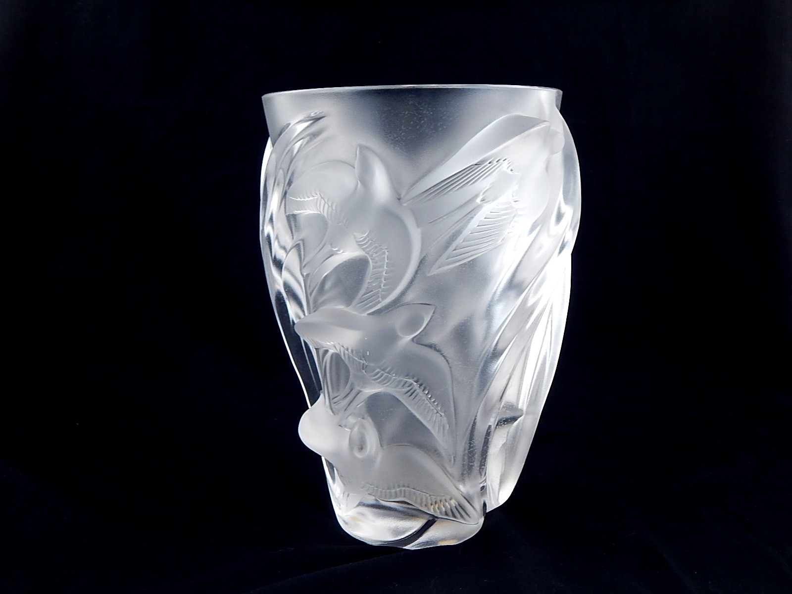 Large Signed Lalique Crystal Vase - 'Martinets'