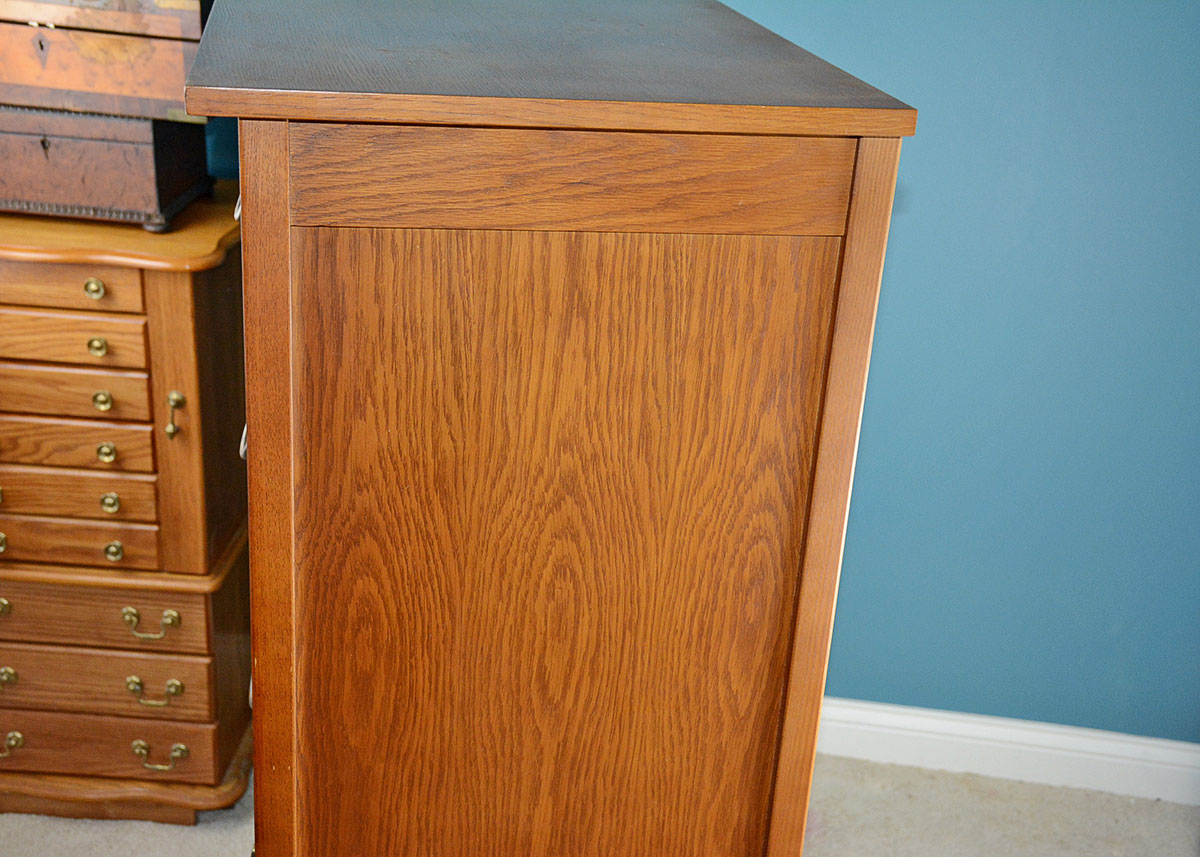 Basset Chest of Drawers