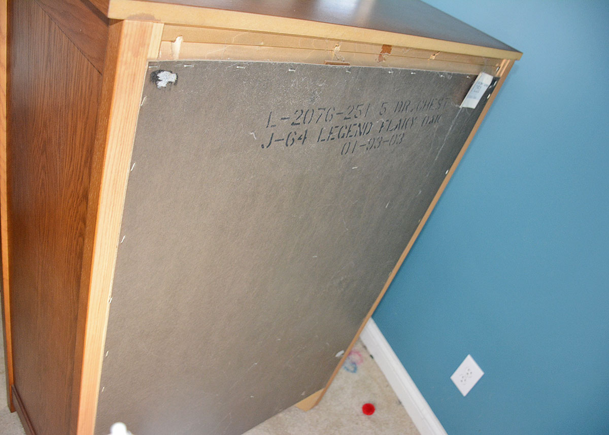 Basset Chest of Drawers