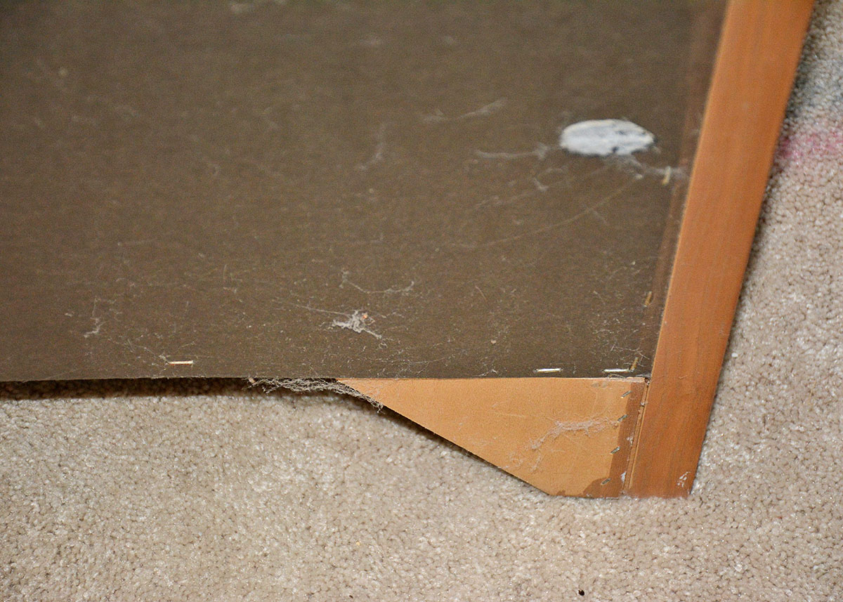 Basset Chest of Drawers