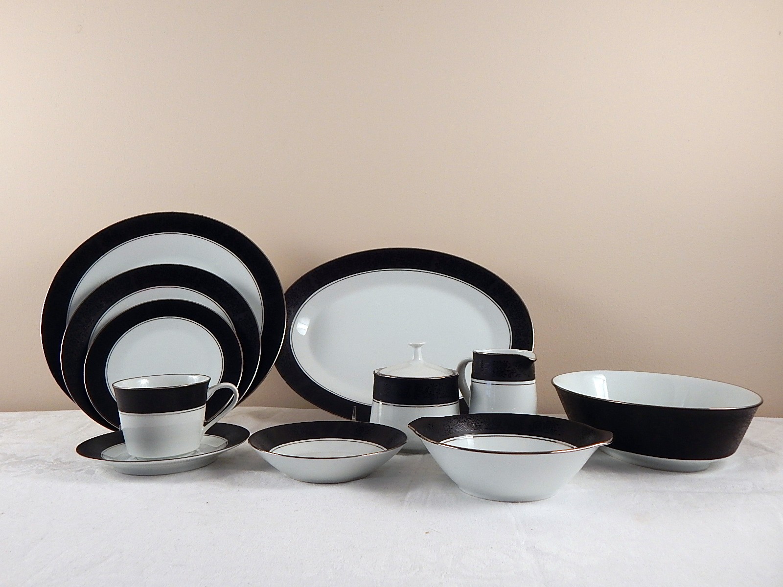 Vintage Noritake 'Mirano' China