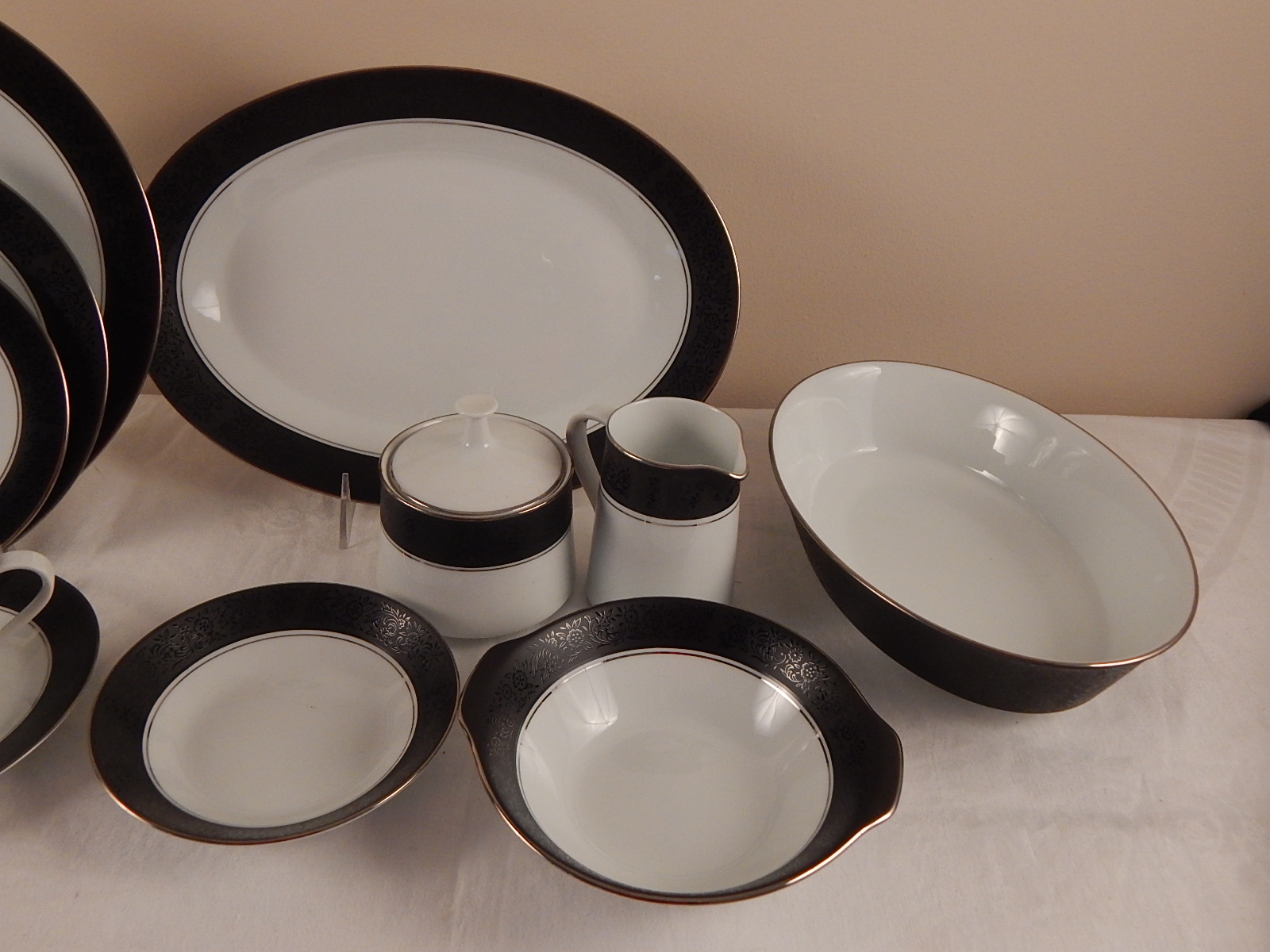 Vintage Noritake 'Mirano' China