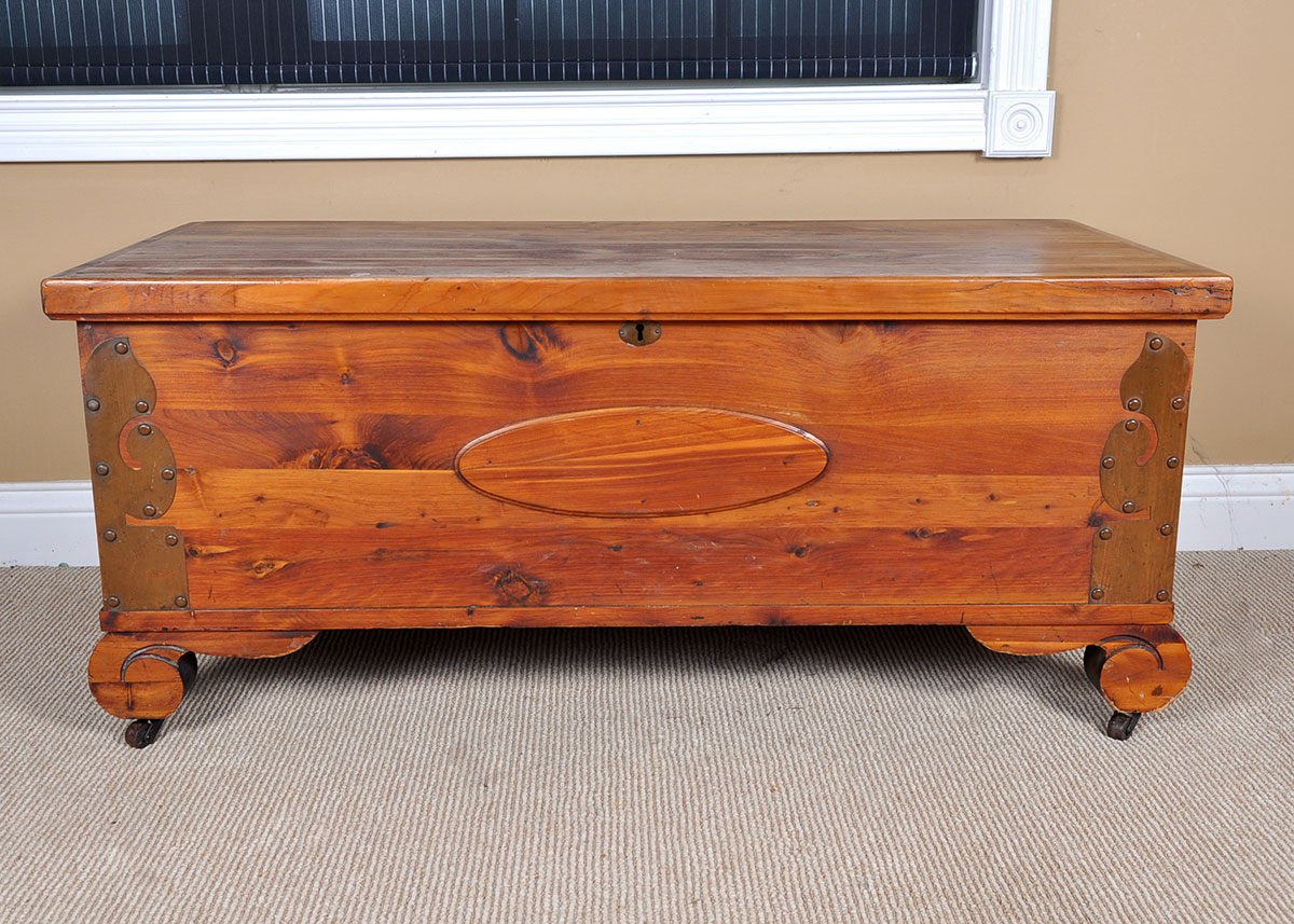 Vintage Roos Chests Cedar Trunk