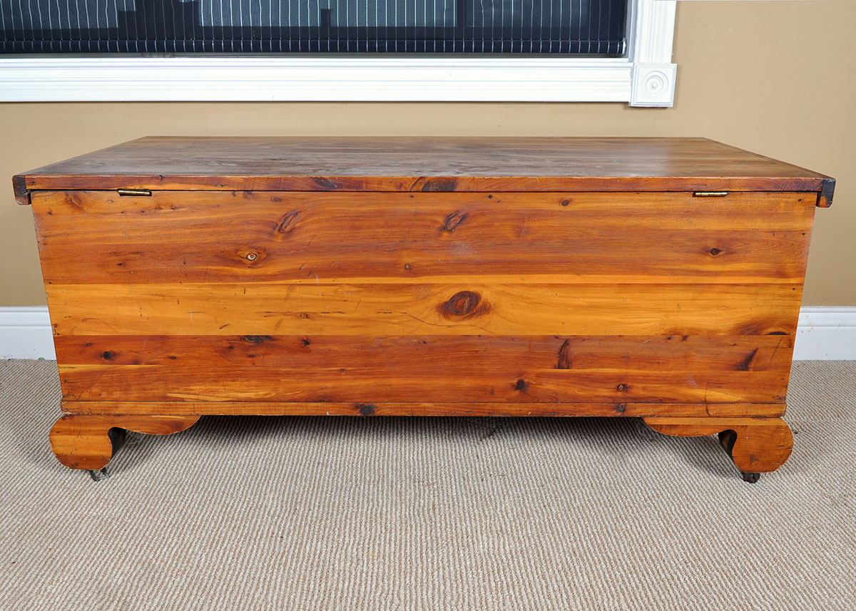 Vintage Roos Chests Cedar Trunk