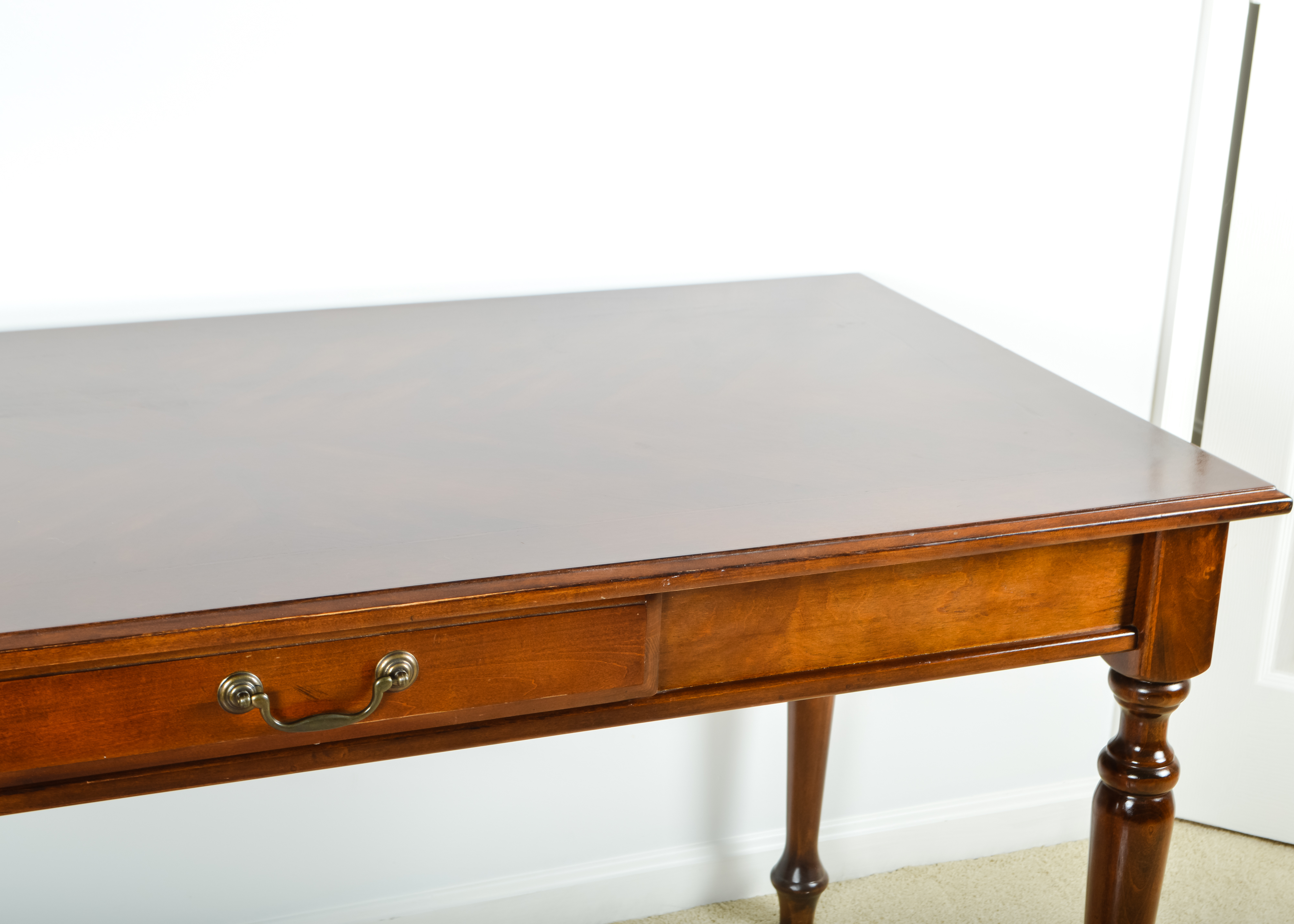 Single Drawer Wooden Desk