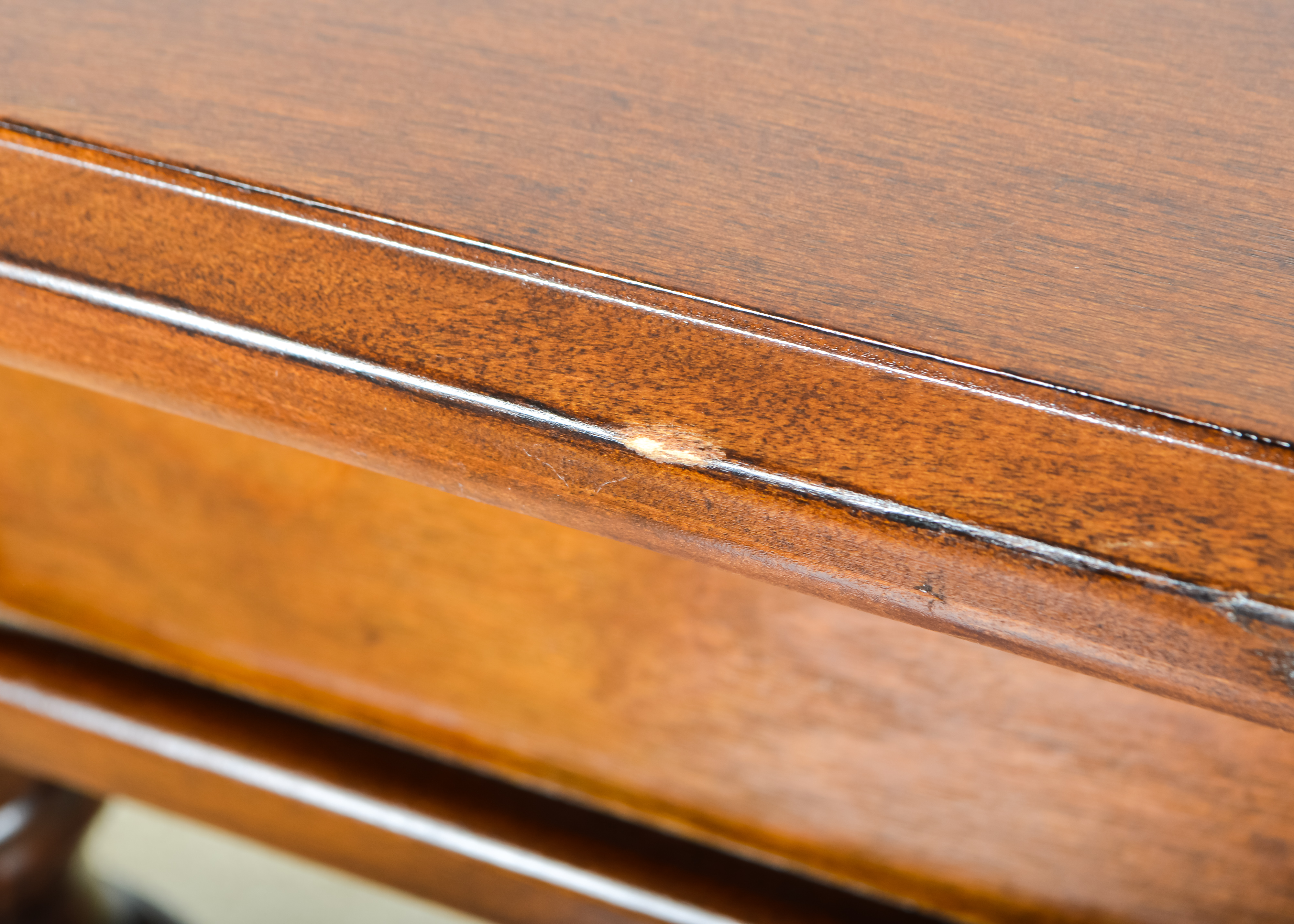 Single Drawer Wooden Desk