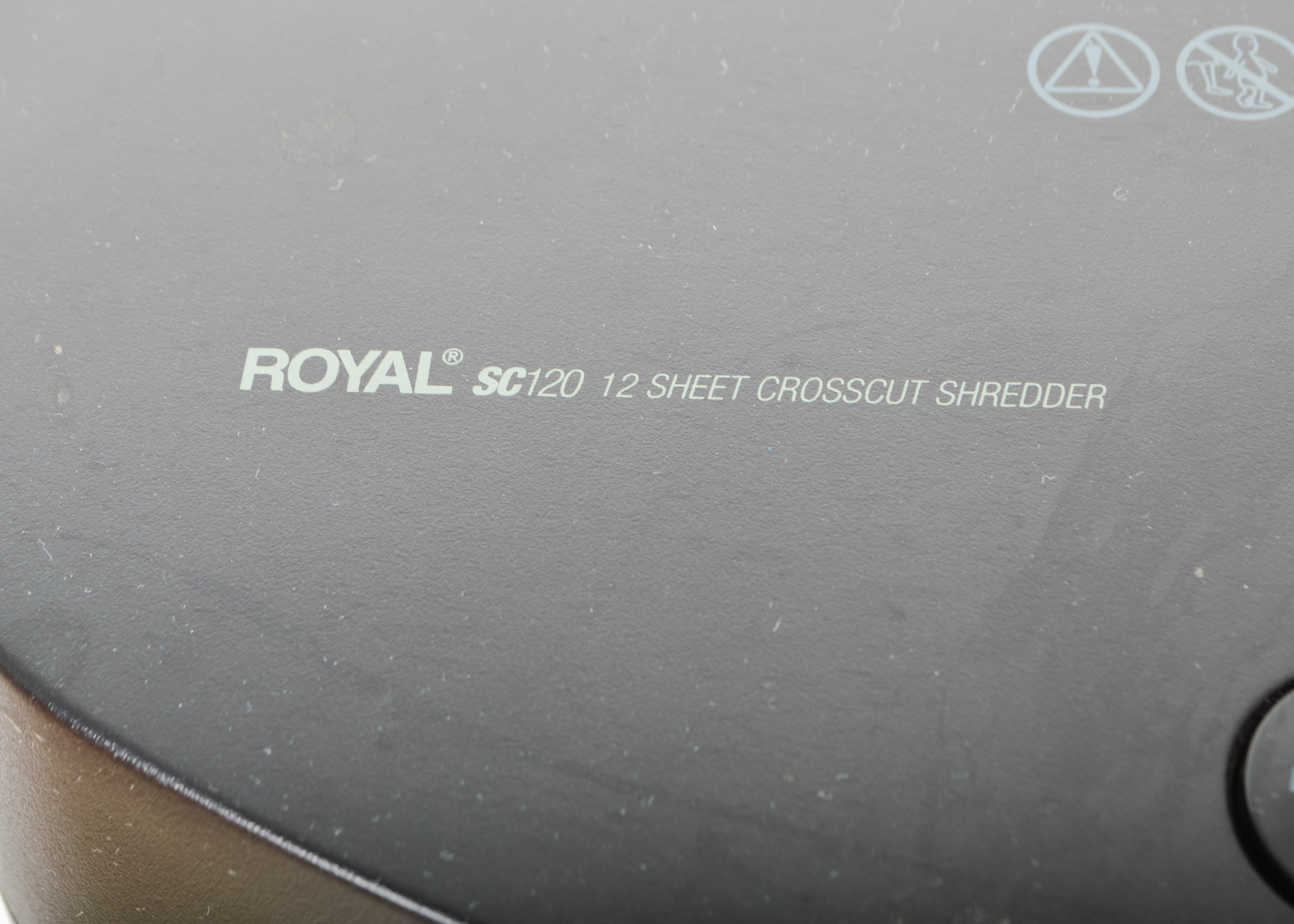 Royal SC120 Paper Shredder
