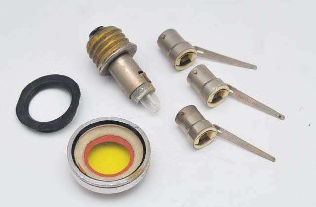 Vintage Metz Mecablitz 32 Flash Kit