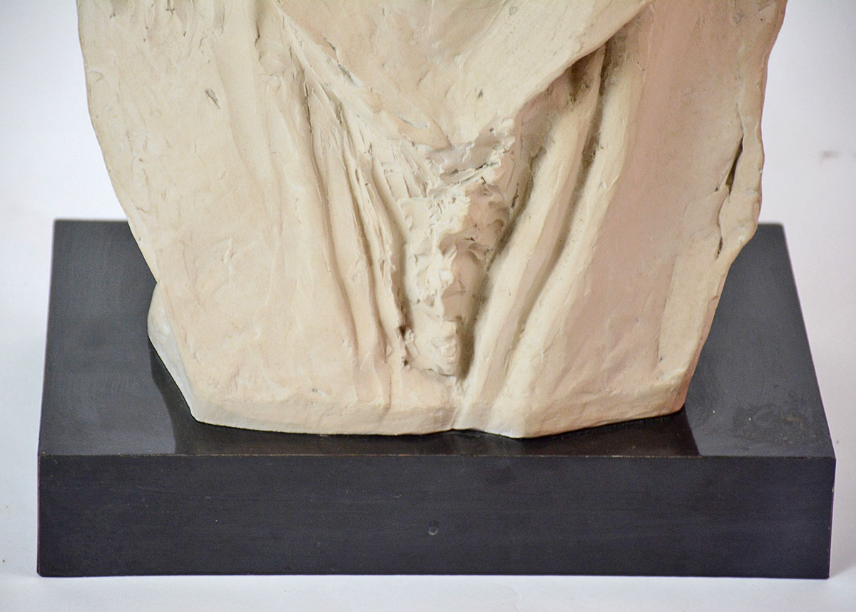 1979 Austin Productions Sculpture of "Robin"