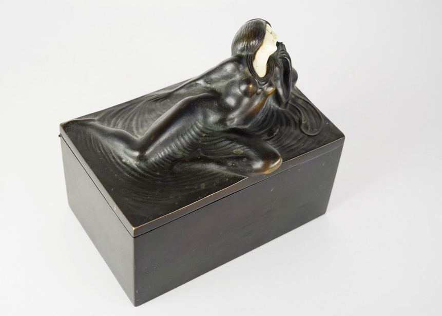 Antique Art Nouveau Bronze Cigarette Box by Peter Tereszczuk (1875-1963)