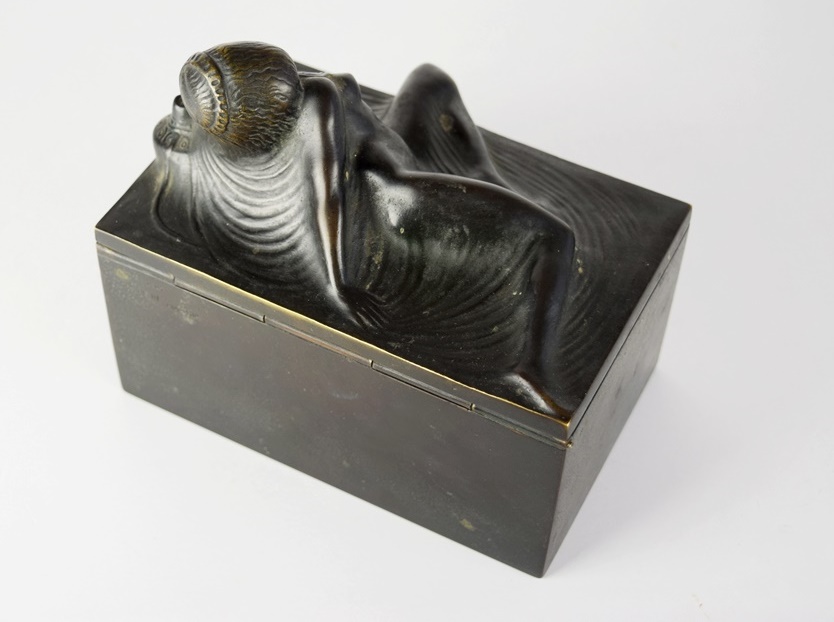Antique Art Nouveau Bronze Cigarette Box by Peter Tereszczuk (1875-1963)