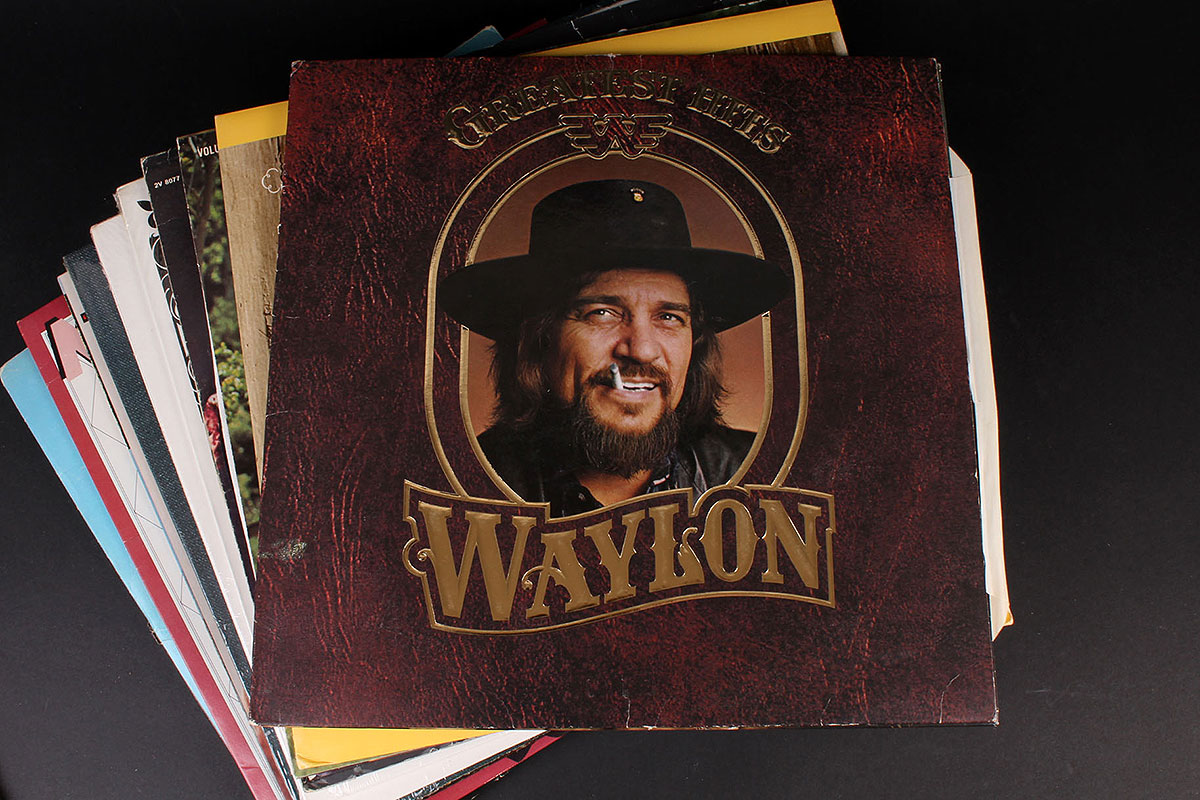 Country Music Vinyl LPs Featuring Willie Nelson