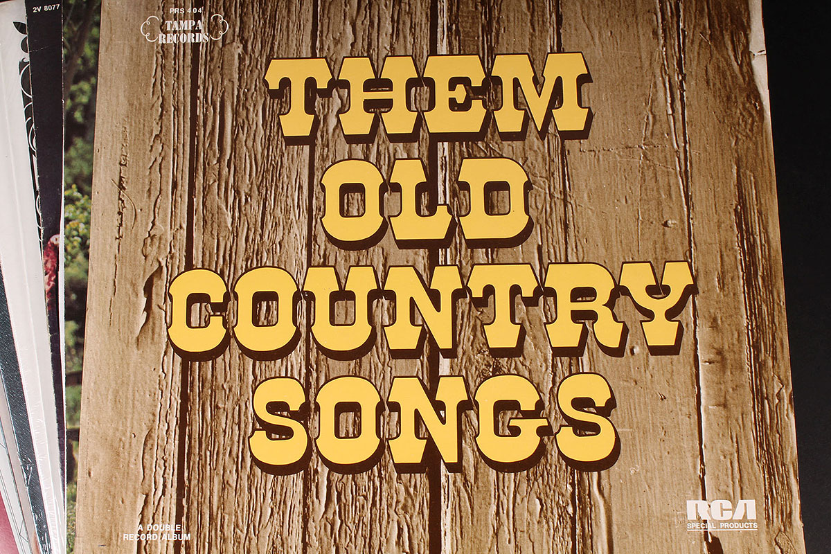 Country Music Vinyl LPs Featuring Willie Nelson