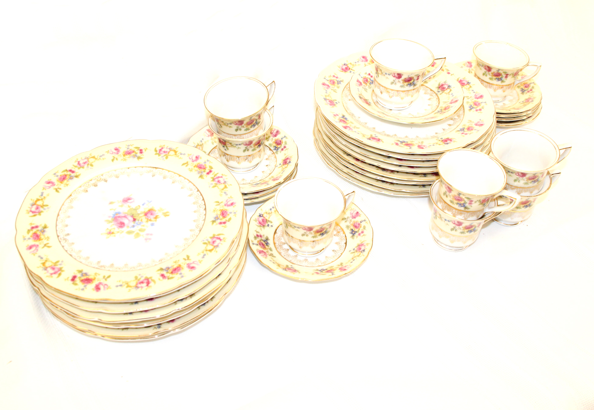 Gold Castle China Tableware