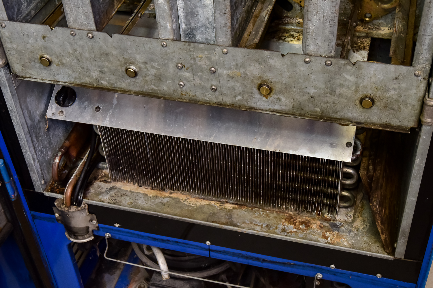 Vintage Pepsi-Cola Vending Machine