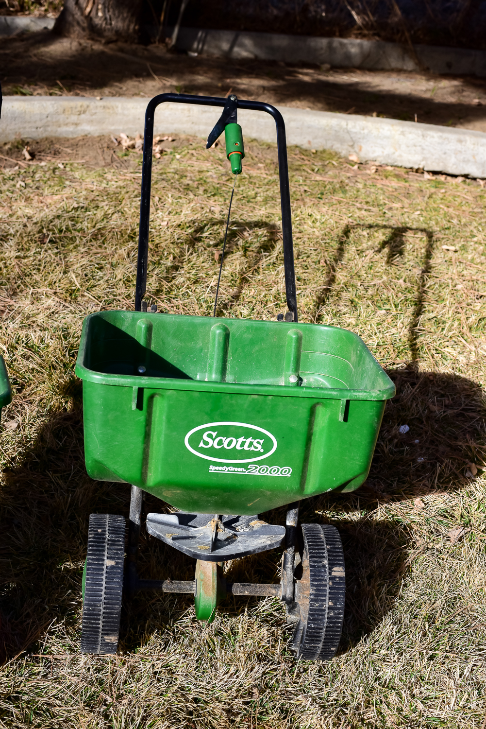 Pair Of Scotts Spreaders