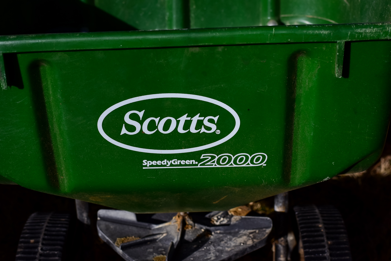 Pair Of Scotts Spreaders