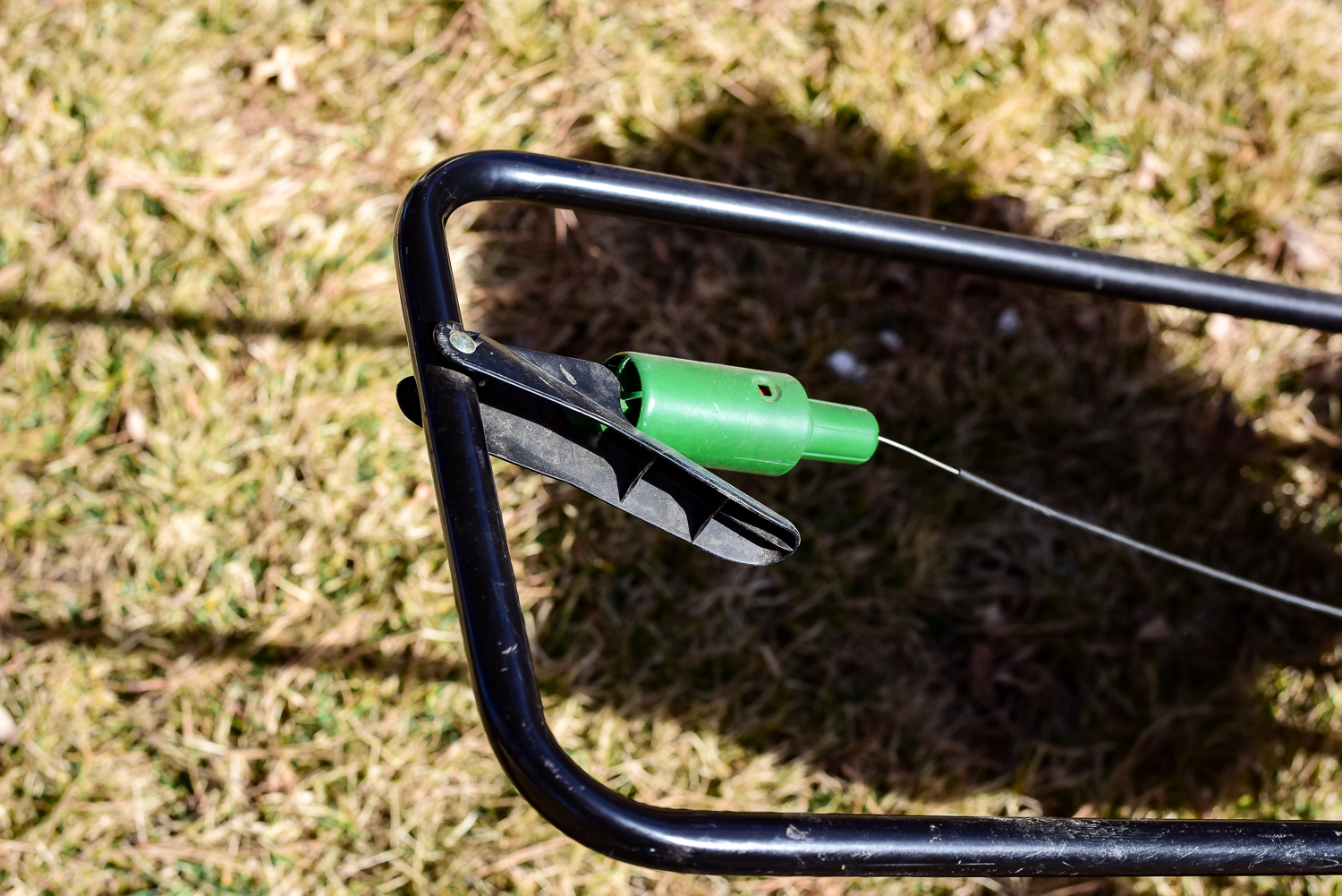 Pair Of Scotts Spreaders