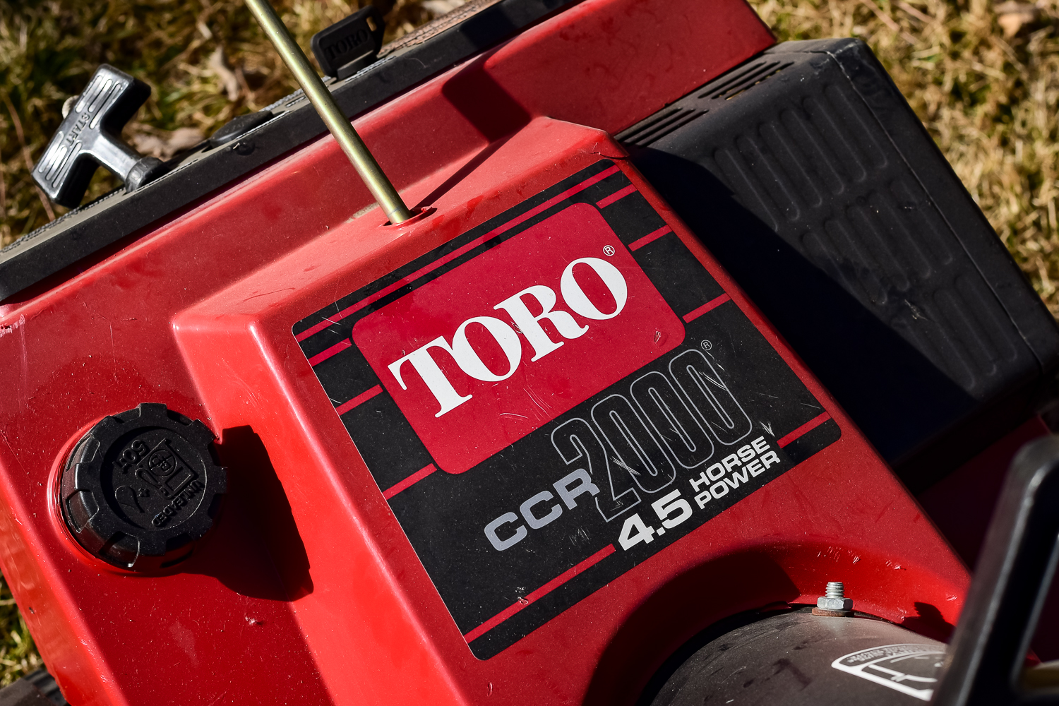 Toro CCR 2000 Power Curve 4.5 HP Gas Powered Snow Blower
