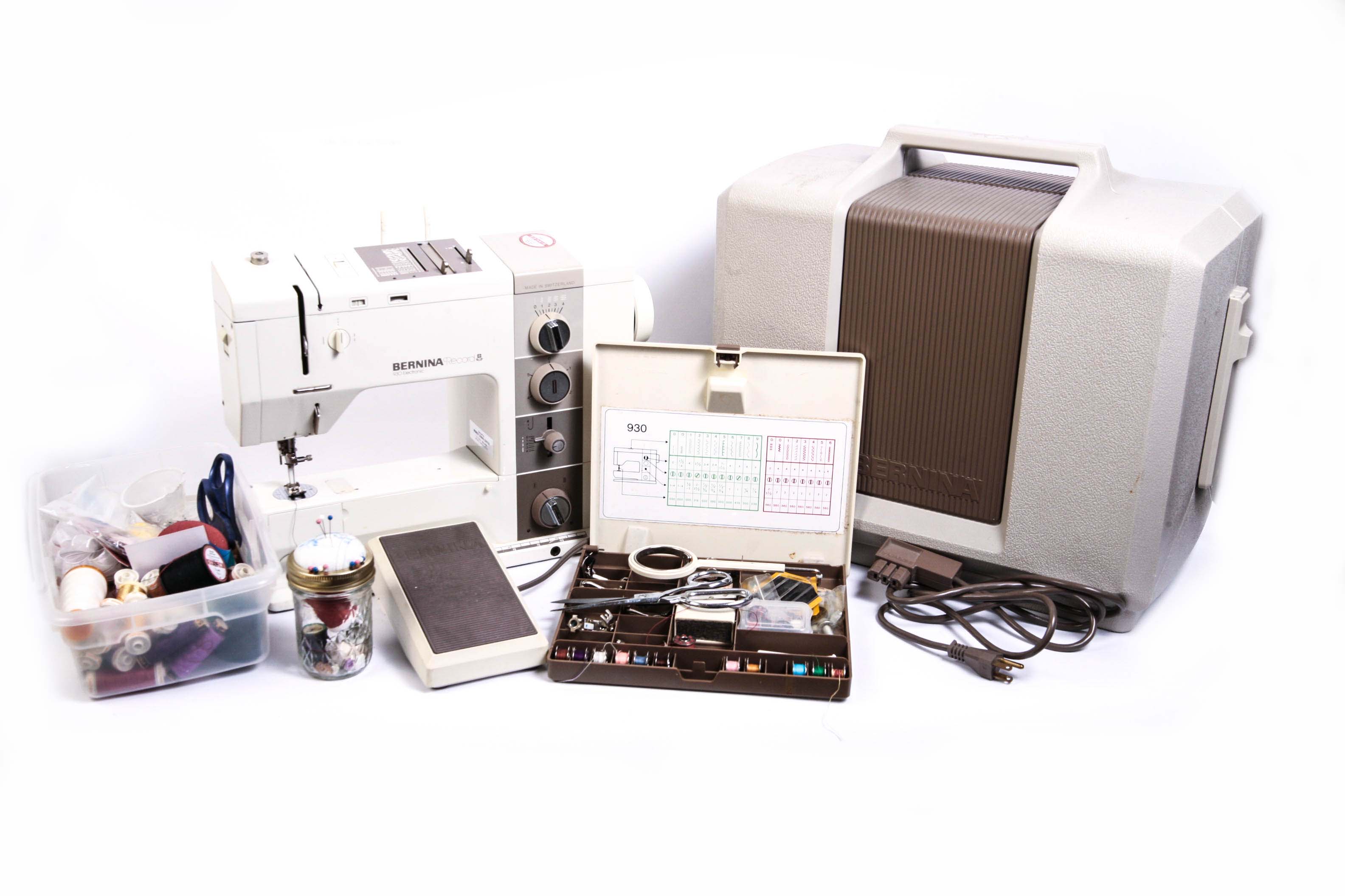 Bernina Record 930 Electric Sewing Machine and Accessories
