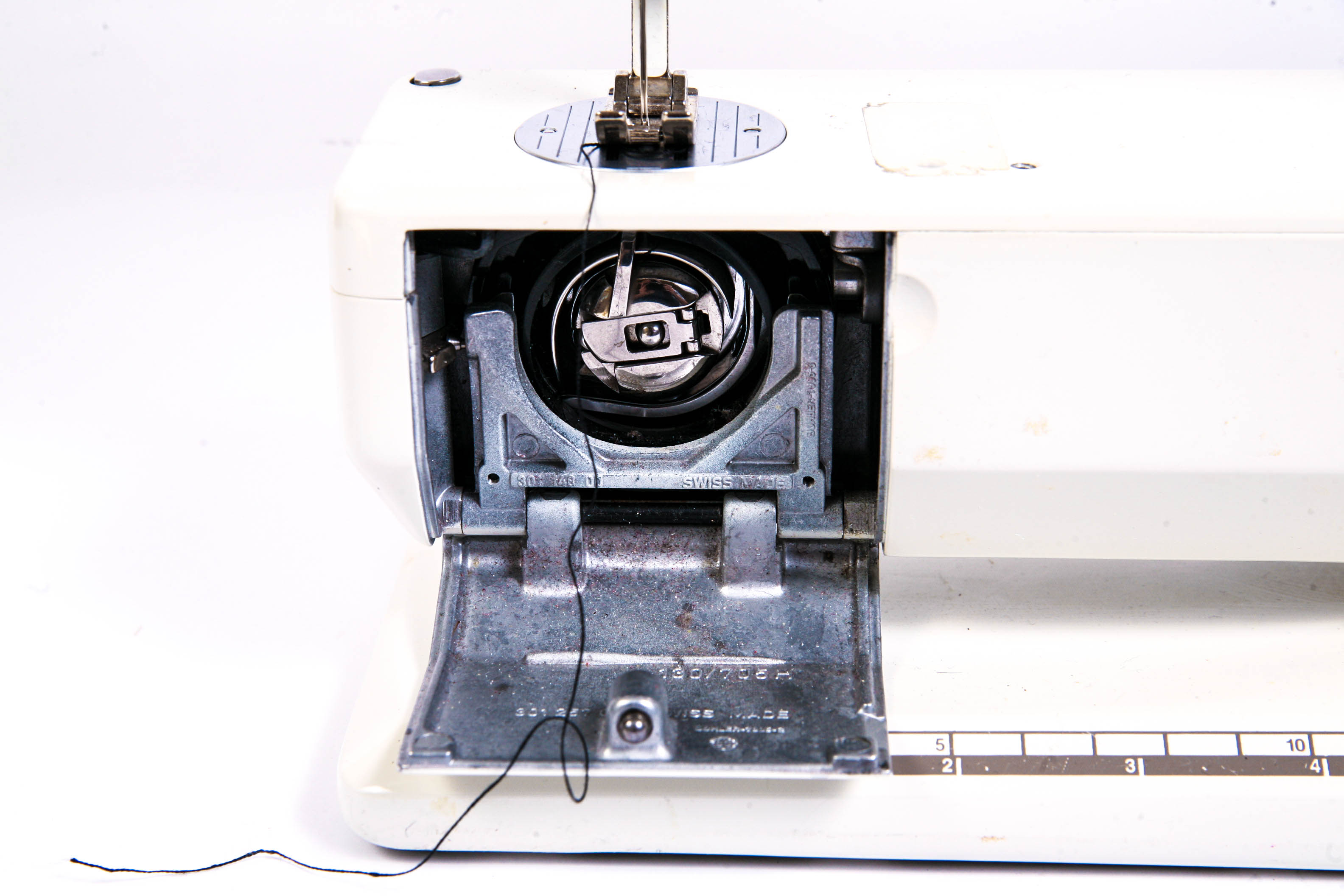 Bernina Record 930 Electric Sewing Machine and Accessories