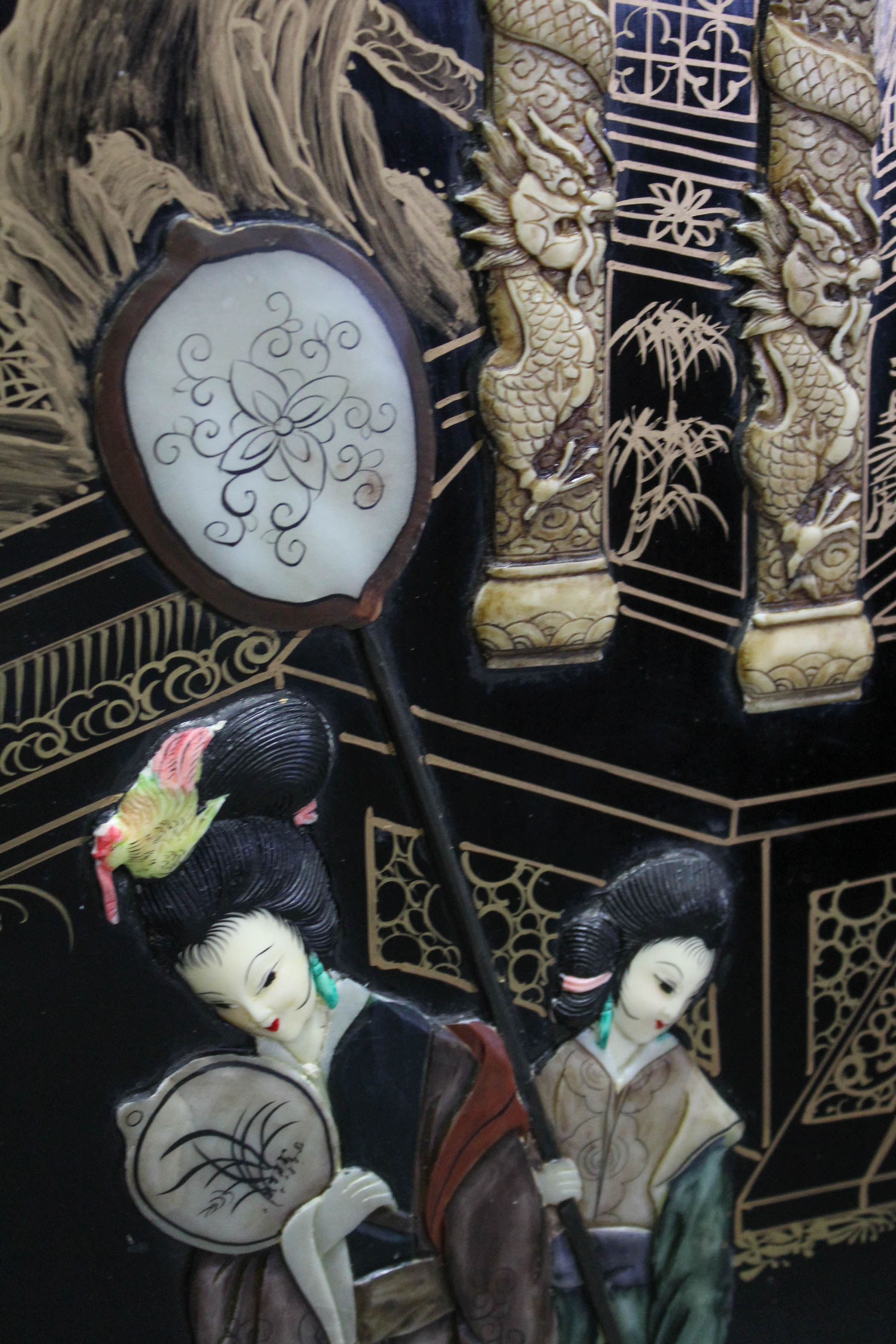 Chinoiserie Wooden Screen