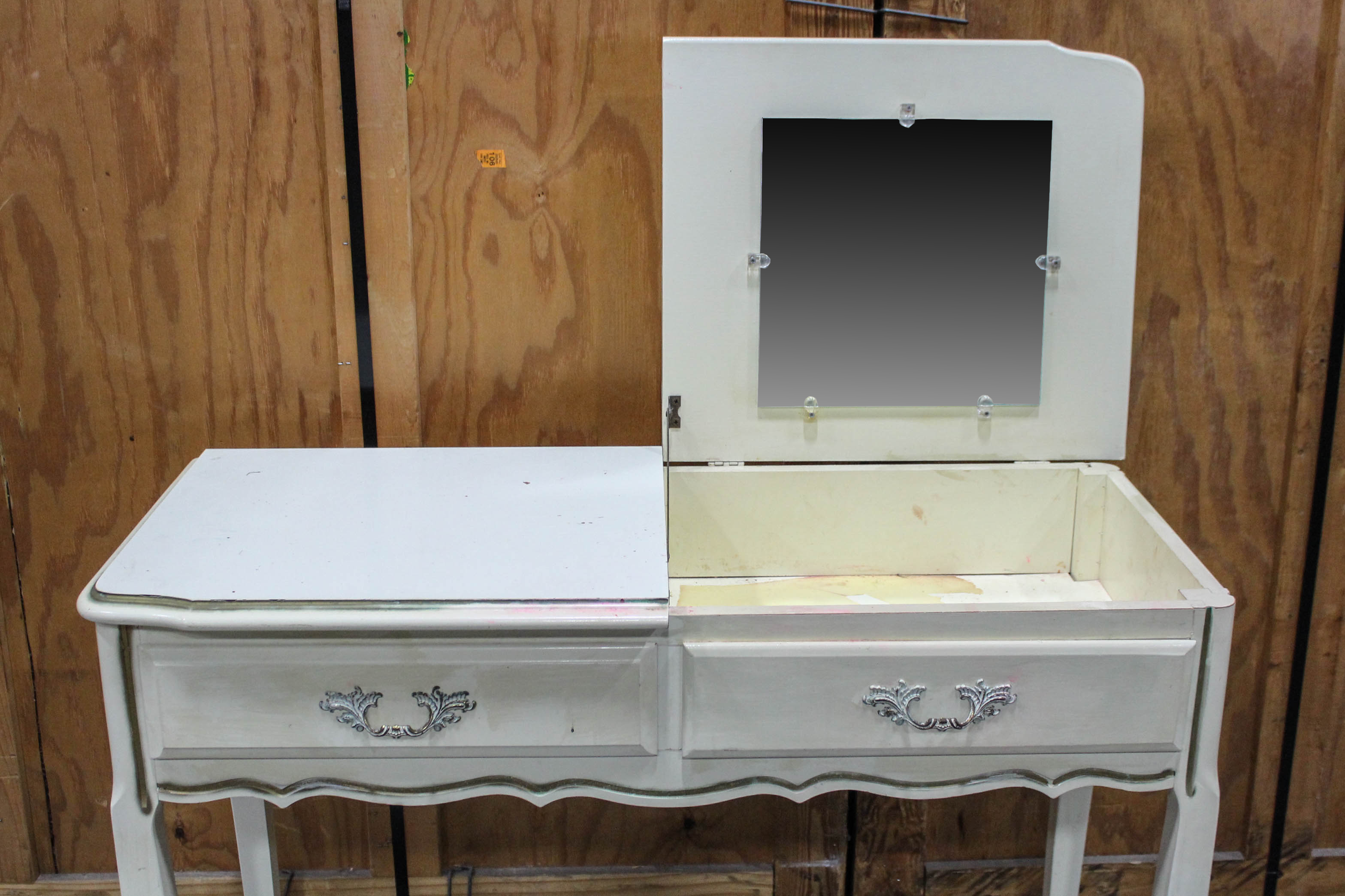 French Provincial Style Vanity Table