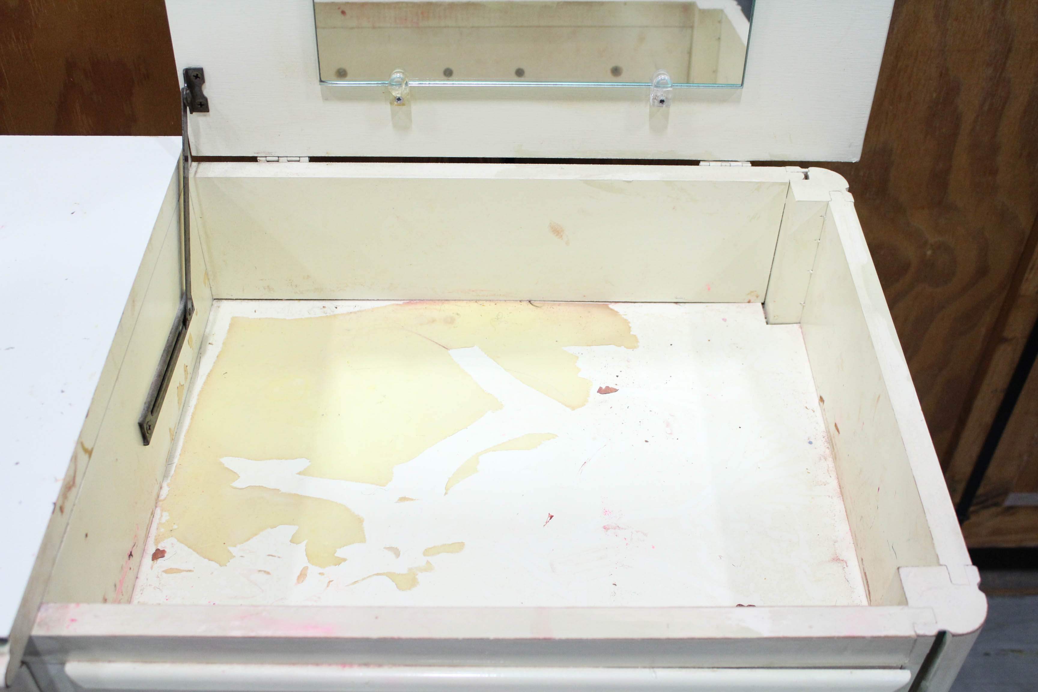 French Provincial Style Vanity Table