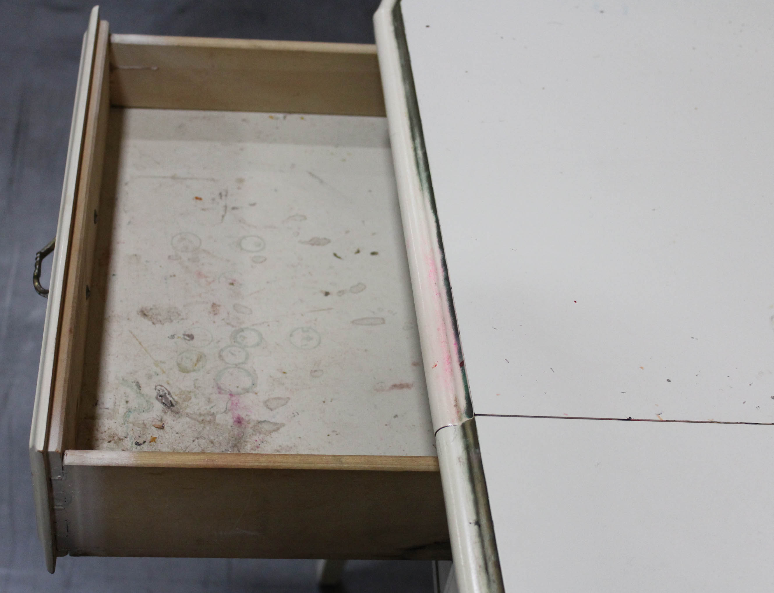 French Provincial Style Vanity Table