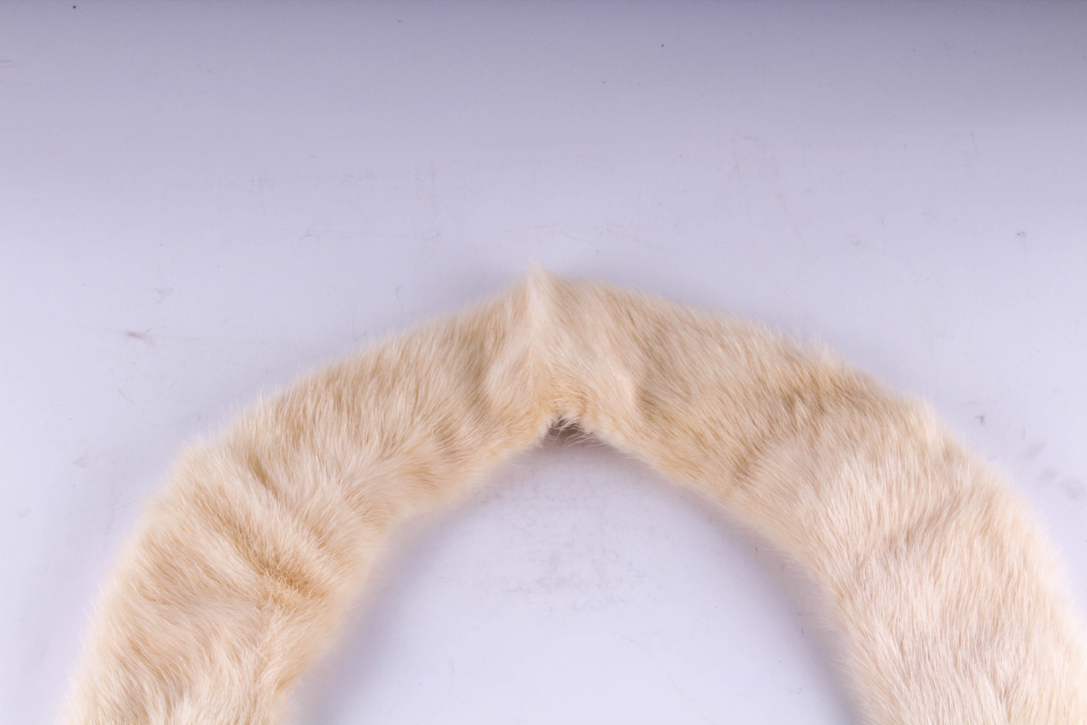 Vintage Blonde Mink Collar