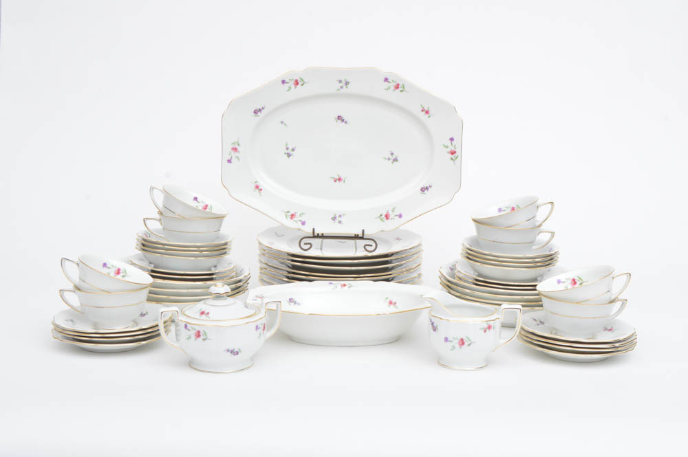 Heinrich and Co. "Victoria" Eight Place China Set