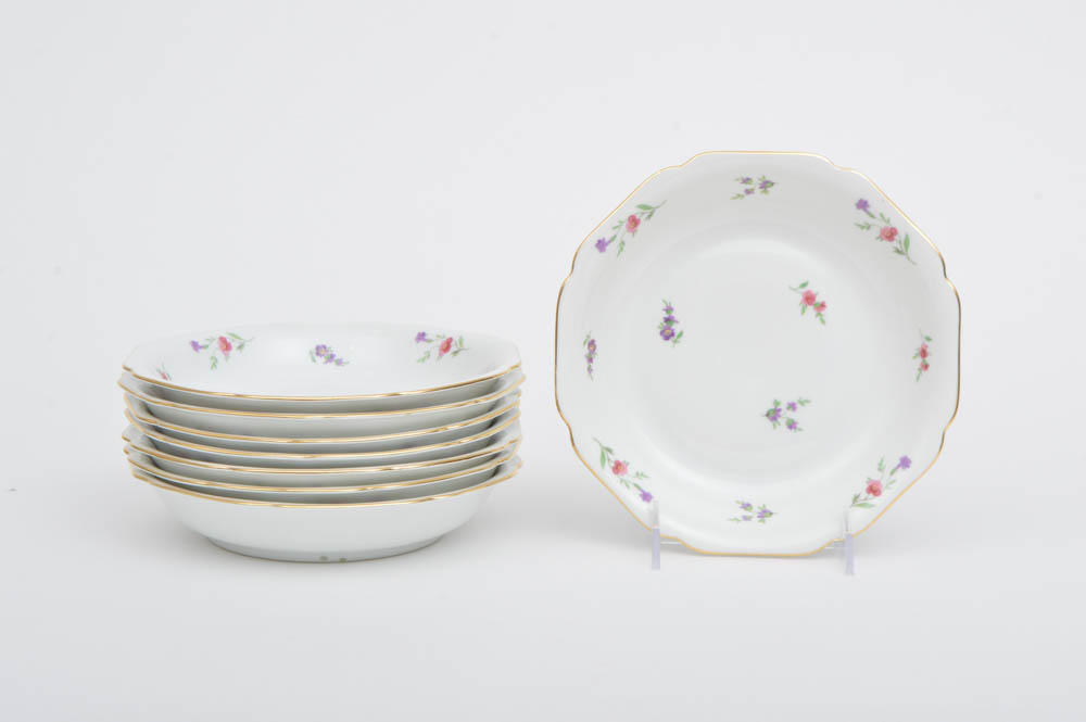 Heinrich and Co. "Victoria" Eight Place China Set