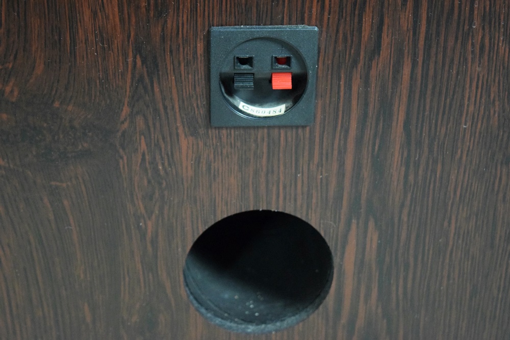 Pair of Infinity Studio Monitor 120 Speakers