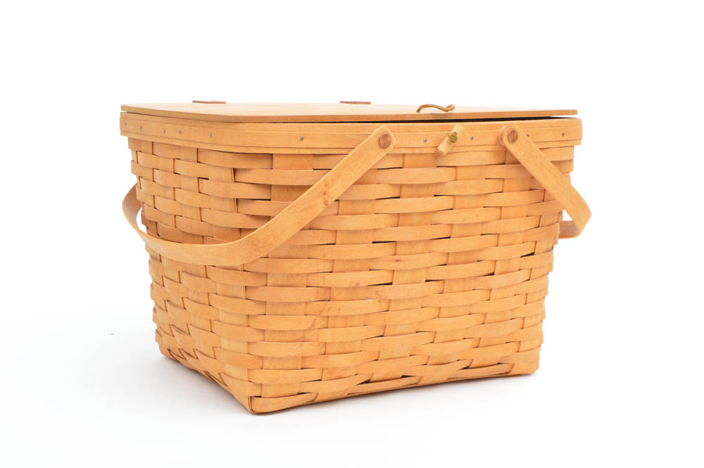 Longaberger Picnic Basket with Fabric Garter
