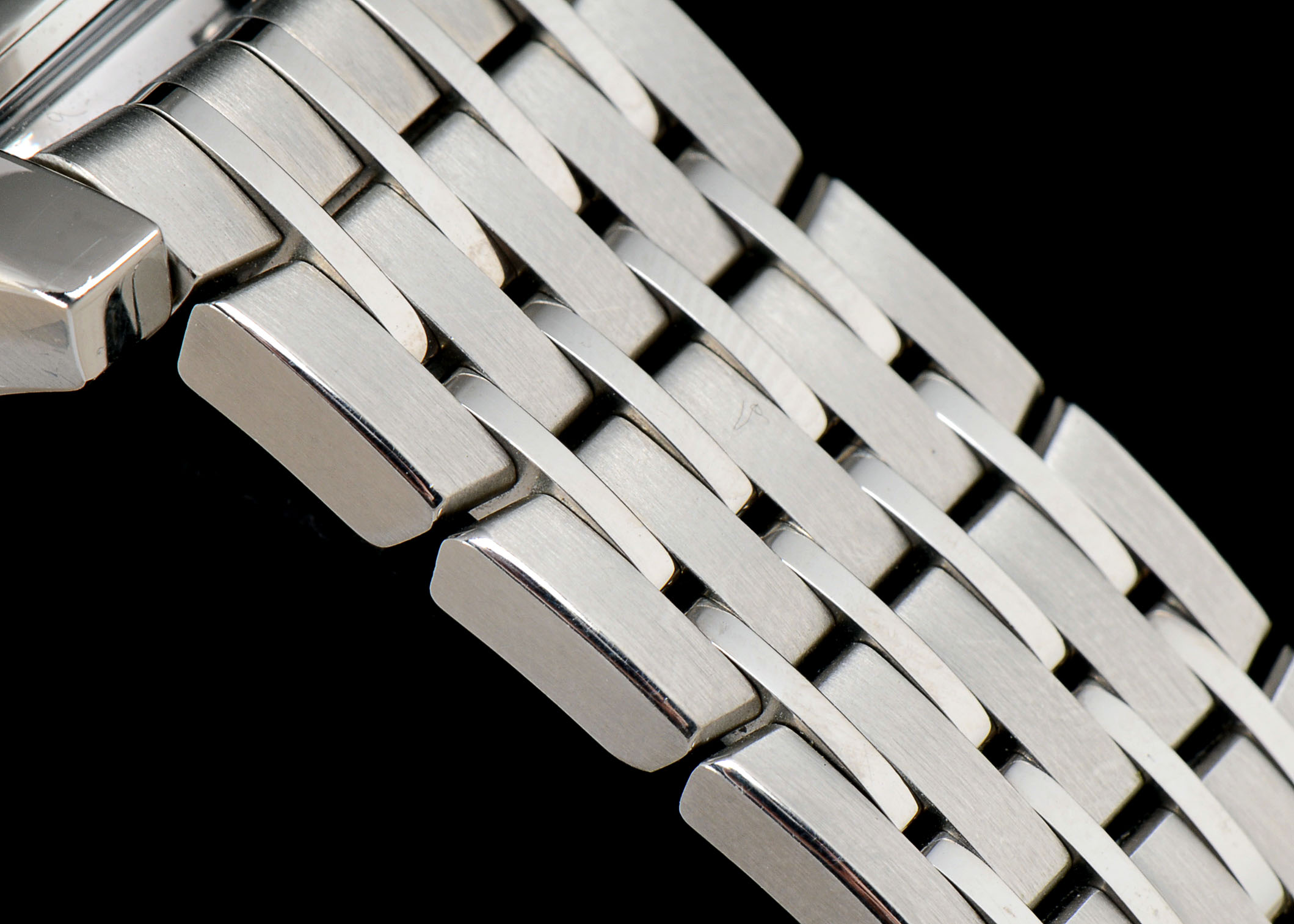 Men's Omega DeVille Hour Vision Black 8500 Bracelet 41MM Watch