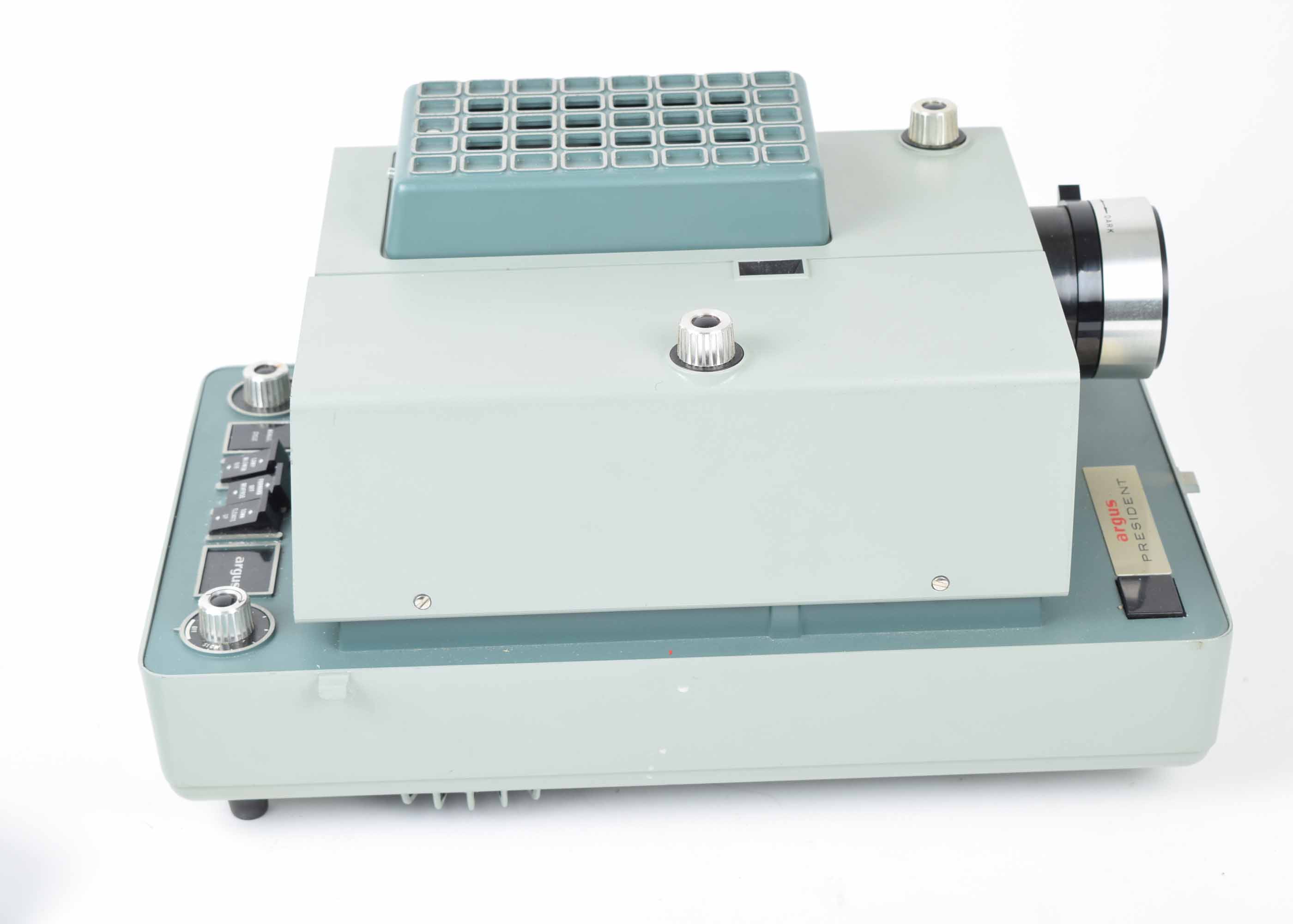 Vintage Argus Color Slide Projector Model 526