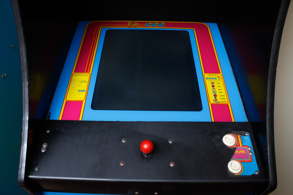 Vintage "Ms. Pac-Man" Arcade Game
