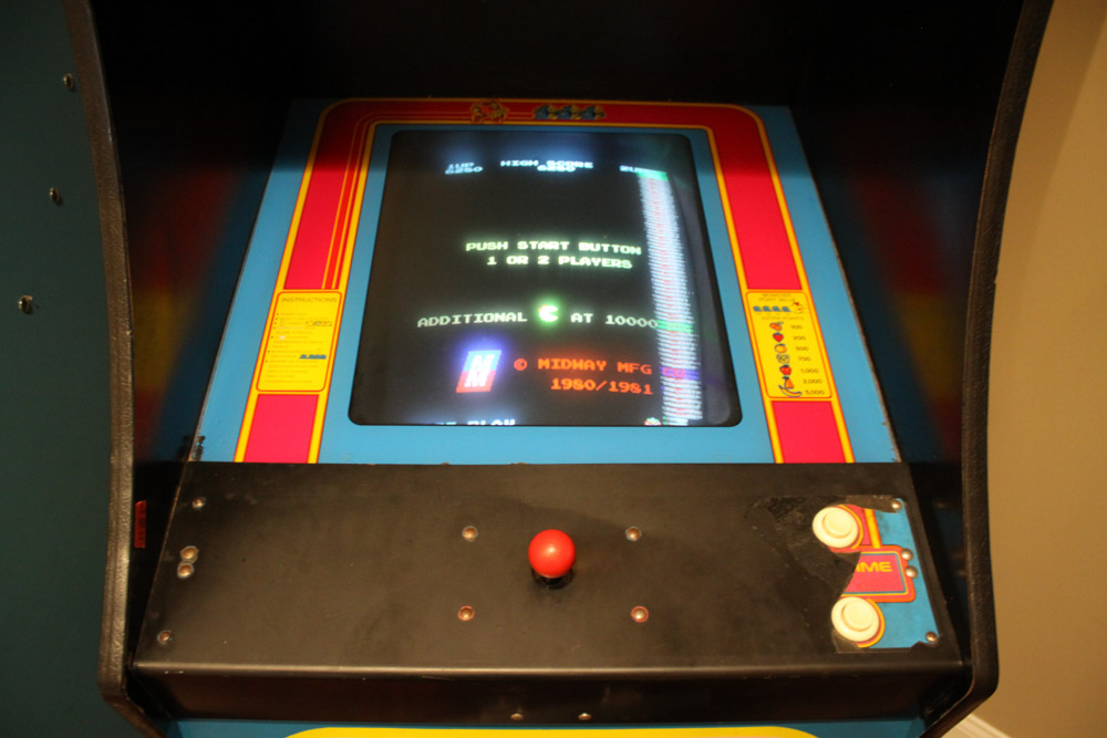 Vintage "Ms. Pac-Man" Arcade Game