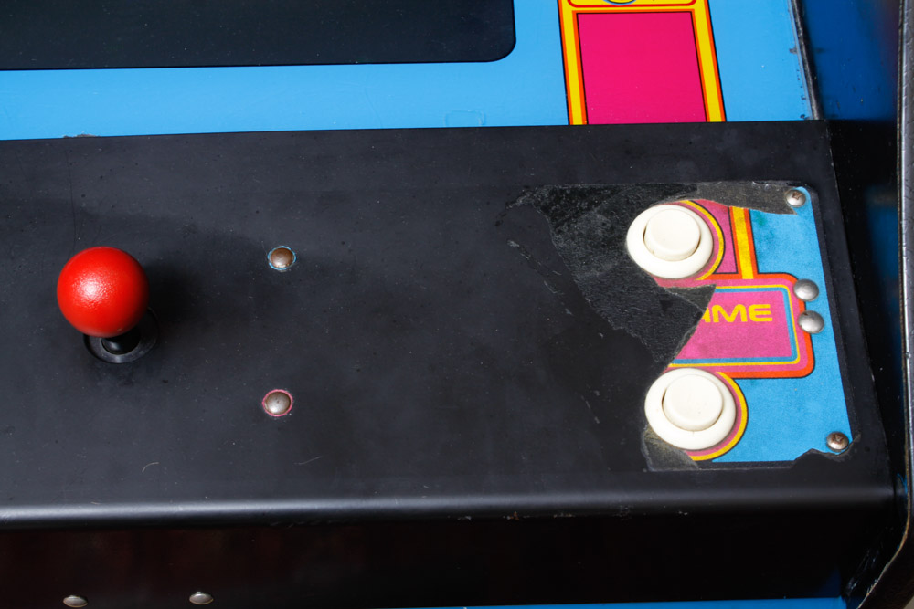 Vintage "Ms. Pac-Man" Arcade Game