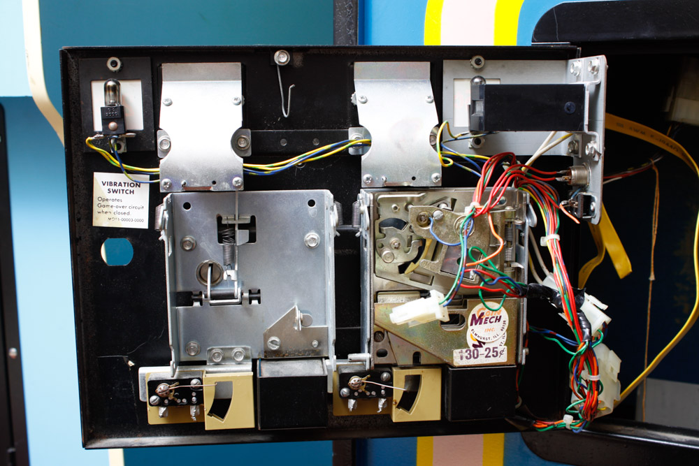 Vintage "Ms. Pac-Man" Arcade Game