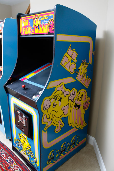 Vintage "Ms. Pac-Man" Arcade Game