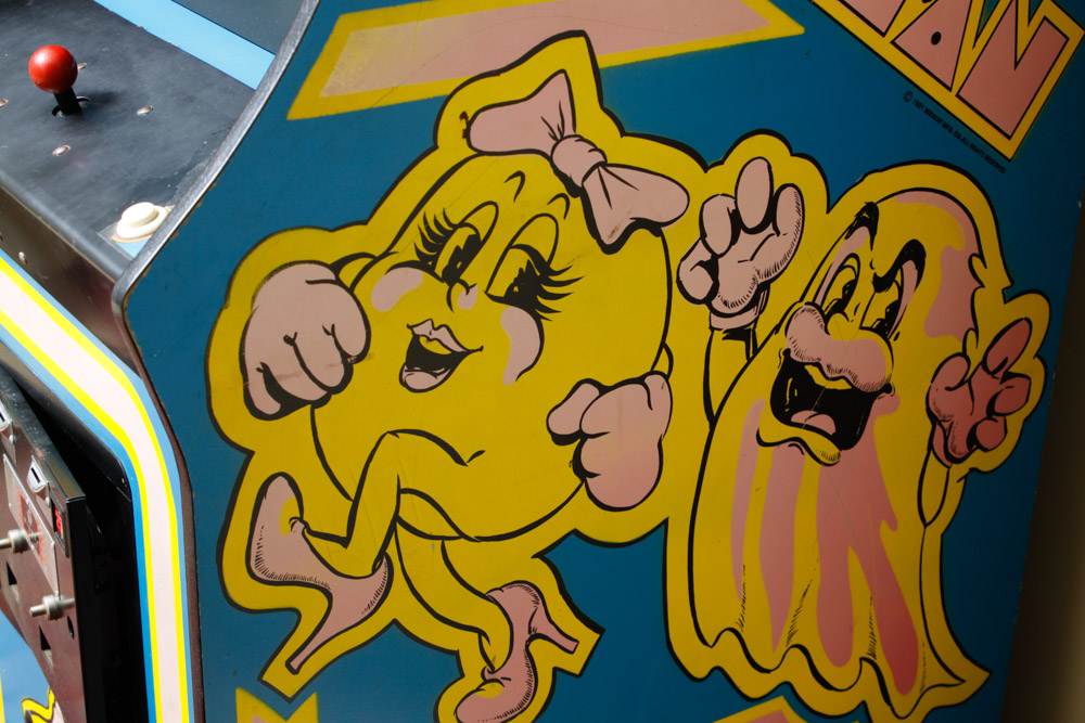 Vintage "Ms. Pac-Man" Arcade Game